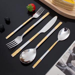 Elegante Juego de Cubiertos de Acero Inoxidable con Acabado Plateado y Mango Delgado para Comidas Familiares, Uso Diario, Fiestas y Recepciones - Product Image 3