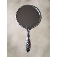 Fournisseurs en gros de miroir de courtoisie à main au design vintage Miroir de maquillage Miroir de main en métal de qualité supérieure au prix le plus bas