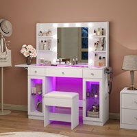 Coiffeuse OEM avec miroir lumineux RGB, table de maquillage éclairée avec prise de courant, 3 tiroirs, 2 armoires en verre, tabouret de maquillage avec plateau en verre