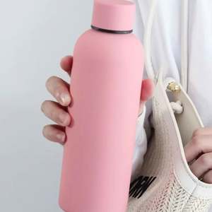 Thermos à double paroi en acier inoxydable de 1000 ml, avec peinture en caoutchouc colorée, à col étroit, avec logo personnalisé - Product Image 6