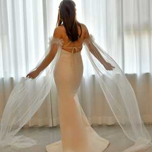 Bridella MM03-I, Blusa Elegante Ligera de Malla Roja con Manga de Hombro Descubierto para Bodas, Graduaciones y Eventos Formales - Product Image 5