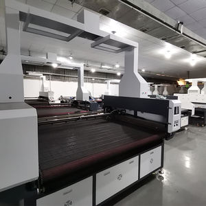 Máy ảnh quy mô lớn Máy cắt vải <span class=keywords><strong>laser</strong></span> cho trang phục phù hợp với thăng hoa in quần áo thể thao - Product Image 3