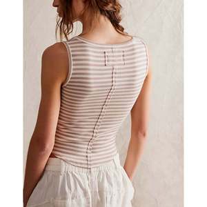 Maglietta Free People Kate a Righe, Taglia XS, Grigia, in Tessuto Lavorato a Maglia Traspirante - Product Image 2