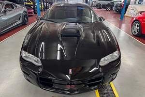 Chevrolet Camaro Z28 SS Coupé 2000 Usado, Motor V8 LS1 de 5.7 Litros, Grupo de Equipamiento Preferencial, Paneles de Techo Desmontables - Product Image 2