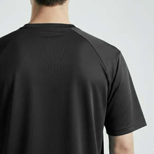 เสื้อยืดออกกำลังกายสีดำ Limitless-OP ผลิตจากผ้าโพลีเอสเตอร์ 100% แบบถัก - Product Image 4