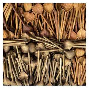 Juego de cucharas de cocina de madera de Vietnam, Material ecológico, herramientas naturales hechas a mano para cocinar, preparación diaria de comidas, listas para exportar, comprar a granel - Product Image 1