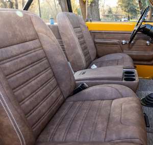 Fairly Used Classic 1972 Chevr_olet K5 <b>for</b> Used Gasoline <b>Manual</b> <b>for</b> <b>Sale</b> - Product Image 4