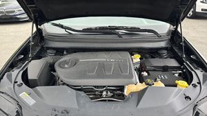 JEEP CHEROKEE Latitude Sport Utility 4D automatique 2019 - Product Image 4