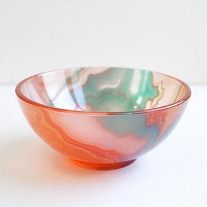 Vaisselle de salle à manger moderne et élégante-Bol en résine à finition brillante avec motifs de tourbillons abstraits artistiques et style ange - Product Image 1