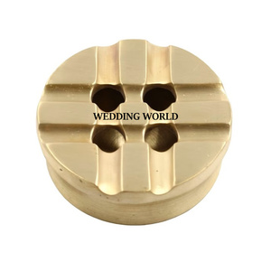 Cendrier en métal nickelé quatre au design classique Taille personnalisée pour les hôtels et les bars Option de vente en gros disponible - Product Image 3