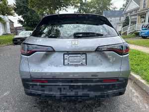 HR-V LX AWD 2023 d'occasion en excellent état, sièges en cuir, intérieur clair, régulateur de vitesse adaptatif intelligent, sans accident - Product Image 6