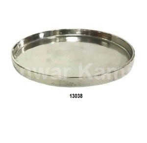 Bandeja de servicio de metal dorado y mármol blanco con asa para hotel y restaurante en casa - Product Image 1