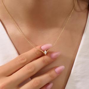 Pendentif minimaliste personnalisable en argent sterling 925 plaqué or 14 carats, forme en V, diamant taille marquise, CZ, fait main, bricolage - Product Image 5