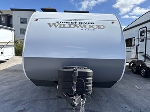 Nuevo 2026 Forest River Wildwood X-Lite 28VBXL - Product Image 6