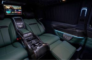 Mercedes-Benz Clase V V 300 2026 Nueva/Usada con Especificaciones GCC en Venta - Product Image 4