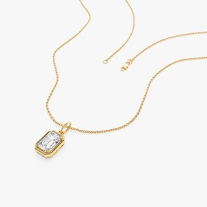 Glamuroso Collar con Colgante de Diamante Cultivado en Laboratorio con Corte Esmeralda de 1.00 Ct E-F VS, Cadena de Oro de 14K, Ideal para Regalo de Aniversario o para Novias - Product Image 3