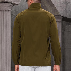 Chaqueta cortavientos de golf impermeable y transpirable para hombre de Streetgrace con opciones de etiqueta de impresión de logotipo OEM personalizado - Product Image 2