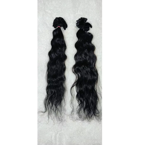 Paquetes de cabello de trama de máquina con textura suave y hinchable diseñados para instalaciones de tejido sin costuras con brillo natural - Product Image 4