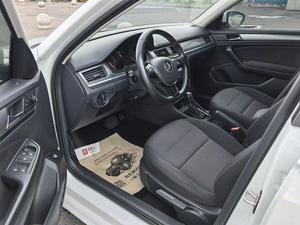 Pronta Consegna: Auto Usata Bora 1.5L Automatica Edizione Premium 2021, 50000 km, Vernice Originale, Veicolo a Basso Consumo - Product Image 6