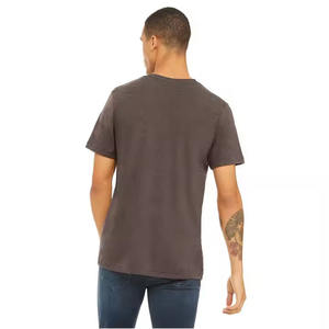 เสื้อยืดทรงบ็อกซี่โอเวอร์ไซส์ผู้ชาย พิมพ์ลายสกรีน ผ้าคอตตอน 100% เนื้อหนา ผลิตจากผ้าฝ้ายผสมใยไผ่และโพลีเอสเตอร์-คอตตอน พร้อมโลโก้สั่งทำ - Product Image 3