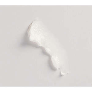 Crema Viso alla Vitamina C con Acido Tranexamico, Acido Ialuronico e Tè Verde - 50ml Idratante Quotidiano per una Pelle Radiosa - Product Image 3