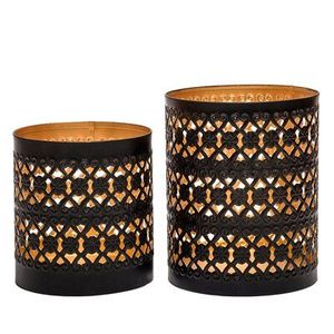 Bougeoir Hurricane en métal de qualité supérieure avec base robuste adapté au jardin extérieur et à l'éclairage de fête intérieur - Product Image 1