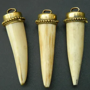 Tự Nhiên Handmade Chất Lượng Cao Lạc Đà Xương Pendent Với Brass Làm Việc Từ Ấn Độ Trâu Xương Đồ Trang Sức Món Quà Giáng Sinh