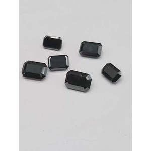 Diamant noir solitaire, taille pyramide, diamant naturel, excellente qualité de taille, forme ovale carrée, clarté VVS1, certifié IGI - Product Image 4
