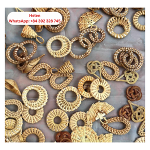 Pendiente de ratán hecho a mano 100%, Venta barata con nuevos accesorios artesanales de ratán de estilo bohemio a la moda - Product Image 3