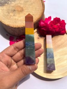 Venta al por mayor tallado a mano 7 Chakra cristal obelisco Torre Feng Shui Reiki varita de meditación para energía curación espiritual decoración del hogar - Product Image 5