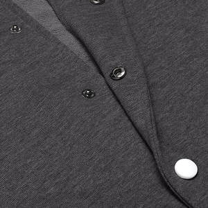 Veste universitaire à manches en cuir de taille personnalisée de haute qualité avec design et logo personnalisés pour une utilisation hivernale disponible pour unisexe - Product Image 4