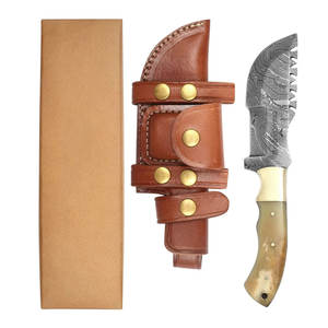 Couteau de chasse en acier Damas artisanal, lame pleine, couteau de camping de plein air, avec manche en bois - Product Image 2