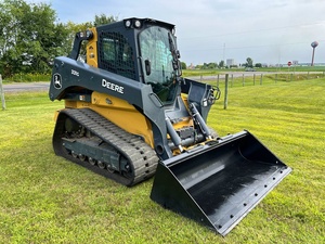 Chargeuse-pelleteuse John Deere haute capacité avec moteur Yanmar, haute efficacité, garantie 4 ans, à vendre - Product Image 2