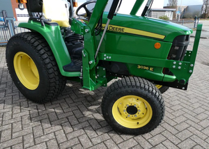 Tractor J-Deere 3036E 4x4 HST 0520 con cargador frontal, barato, usado y nuevo, ¡compre ahora al mejor precio! - Product Image 5