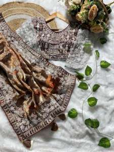 เสื้อเบลาส์ผ้าส่าหรีเนื้อนุ่มบริสุทธิ์มาใหม่พร้อมขอบปักลำดับ3มม. และกระดุมสำหรับผู้ใหญ่ - Product Image 2