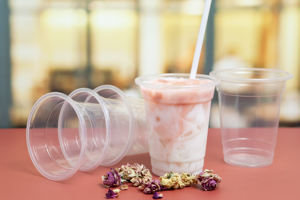 Vasos de plástico de venta directa del proveedor al mejor precio con tapas para sorbo, vasos desechables transparentes para té y café, vasos de plástico PP - Product Image 4