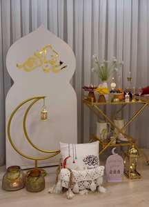 Presentación de comida de mesa artística moderna para un artículo de gran venta entretenido de Ramadán con estilo - Product Image 3