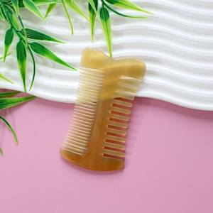 หวีทำมือจากเขาธรรมชาติ ขัดเงา ดีไซน์สวยงาม ซี่กว้าง ป้องกันผมแตก สำหรับผมหยิกหนา - Product Image 4