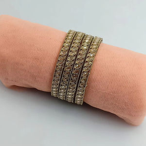 Bracelets en laiton indiens à la mode et traditionnels bracelets de mariage pour femmes et filles - Product Image 1