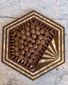 Plateau en bois incrusté de nacre Bol de prière pour servir du chocolat Vadrouille Hexagone en bois Plateau à chocolat Affichage Fête de l'Aïd - Product Image 2