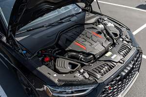 Audi S8 2025 Essence Faible Kilométrage - Product Image 6