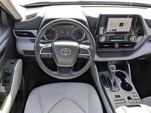 HIGHLANDER LE AWD SUV AUTOMATIQUE DE LUXE D'OCCASION 2023, 265 CV - Product Image 2