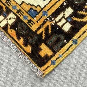 พรมวินเทจสไตล์ตุรกี ขนาด 3.4x6 ฟุต ลายสัตว์สีเหลือง - Product Image 4