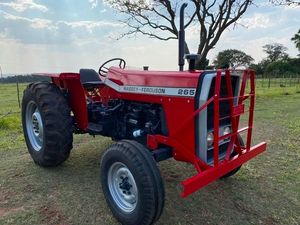 Tractor Massey Ferguson 265 4WD fresco y limpio - Product Image 3