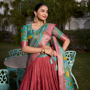 ชุด lehenga choli ลายแบบดั้งเดิมของ Navratri ชุด Garba แบบกำหนดเองสำหรับผู้หญิงสำหรับงานปาร์ตี้และงานแต่งงาน - Product Image 1