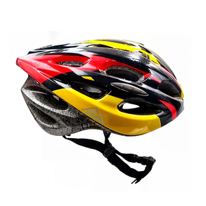 Casco de Seguridad Aerodinámico para Patinaje, Ciclismo, Scooter y Esquí con Sistema de Ajuste Cómodo con Clip - Product Image 2