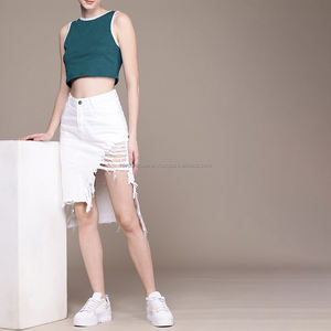 Nardon Apparel, Tops cortos de verano para mujer, camisas ajustadas elásticas con cuello redondo y decoración de botones, manga corta - Product Image 4