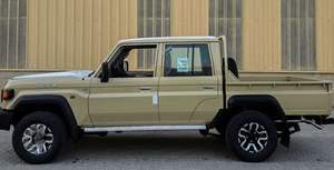 Toyota LandCruiser LC 79 Pick-up Diesel Boîte Automatique Sièges en Cuir Caméra Arrière Volant à Gauche Occasion - Product Image 3