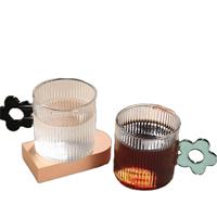 Gobelets à eau épais et durables pour la cuisine très vendus verres à boire avec poignée en forme de fleur