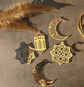 Corona de metal contemporánea con acentos dorados Estilo moderno Venta caliente para celebraciones festivas y de Ramadán - Product Image 1